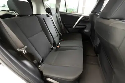 2017 Toyota RAV4 2.5P photo 15