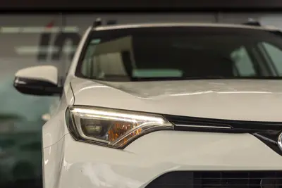 2017 Toyota RAV4 2.5P photo 12