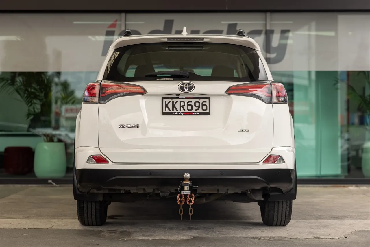 2017 Toyota RAV4 2.5P