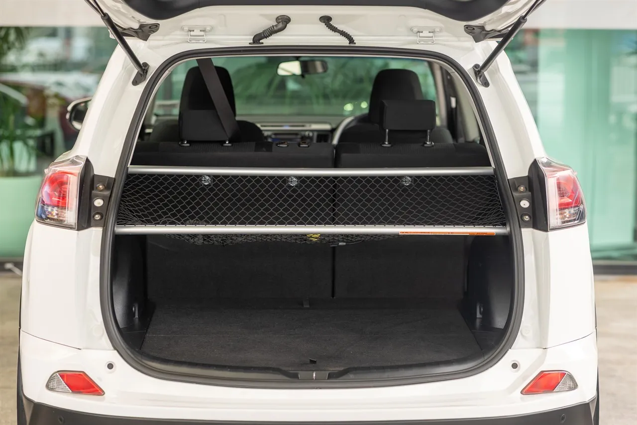2017 Toyota RAV4 2.5P