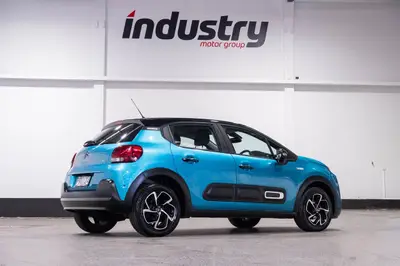 2023 Citroen C3 Shine 1.2PT photo 7