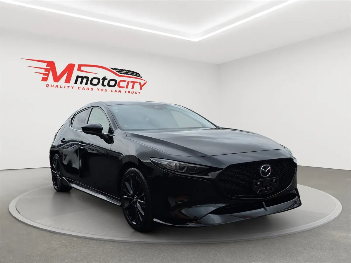 2019 Mazda 3 Cherry Contract Leather Seats, 360 Camera