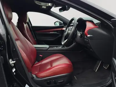 2019 Mazda 3 Cherry Contract Leather Seats, 360 Camera photo 13