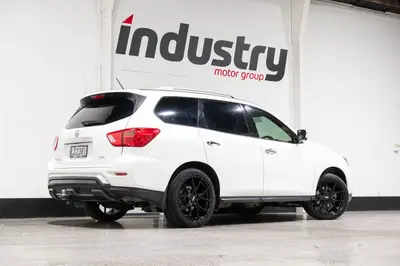 2019 Nissan Pathfinder Ti 4WD 7 Seat NZ New photo 3
