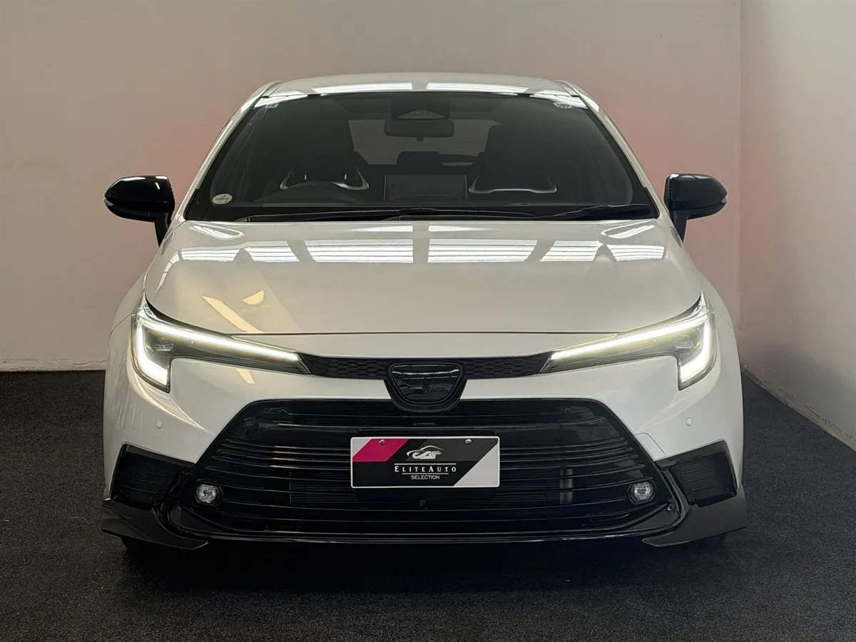 2024 Toyota Corolla Touring WXB Active Sport Hybrid Station, photo 2 of 20