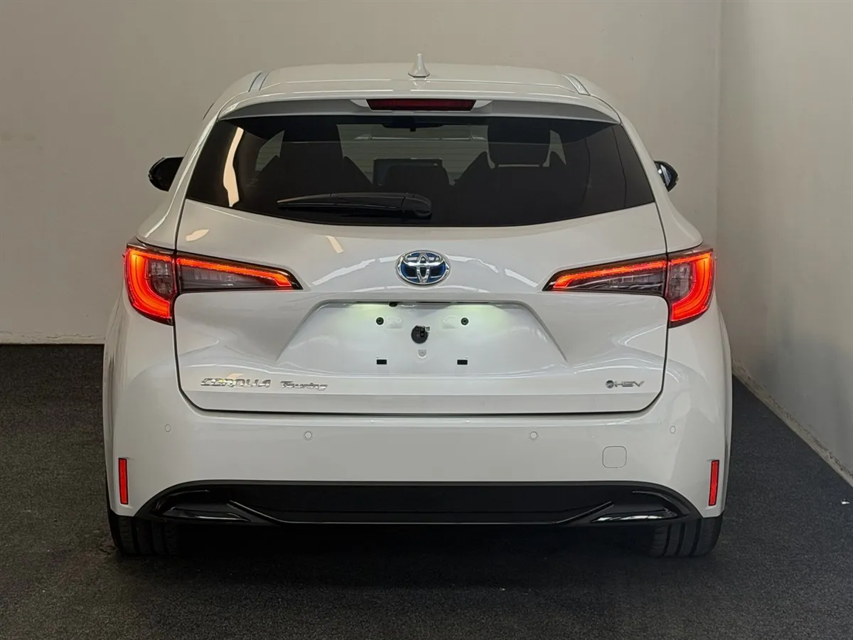 2024 Toyota Corolla Touring WXB Active Sport Hybrid Station, photo 5 of 20