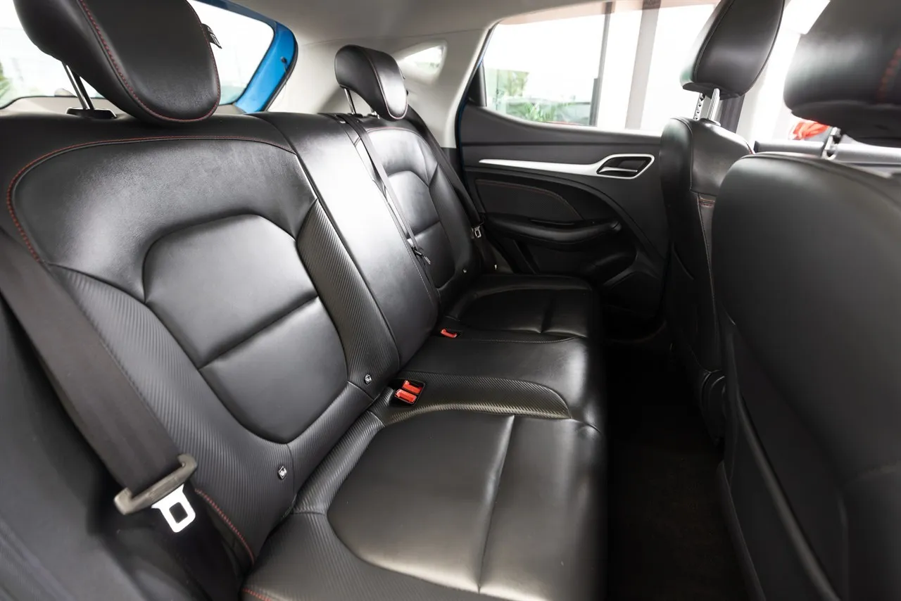 2022 MG ZS ZST Essence