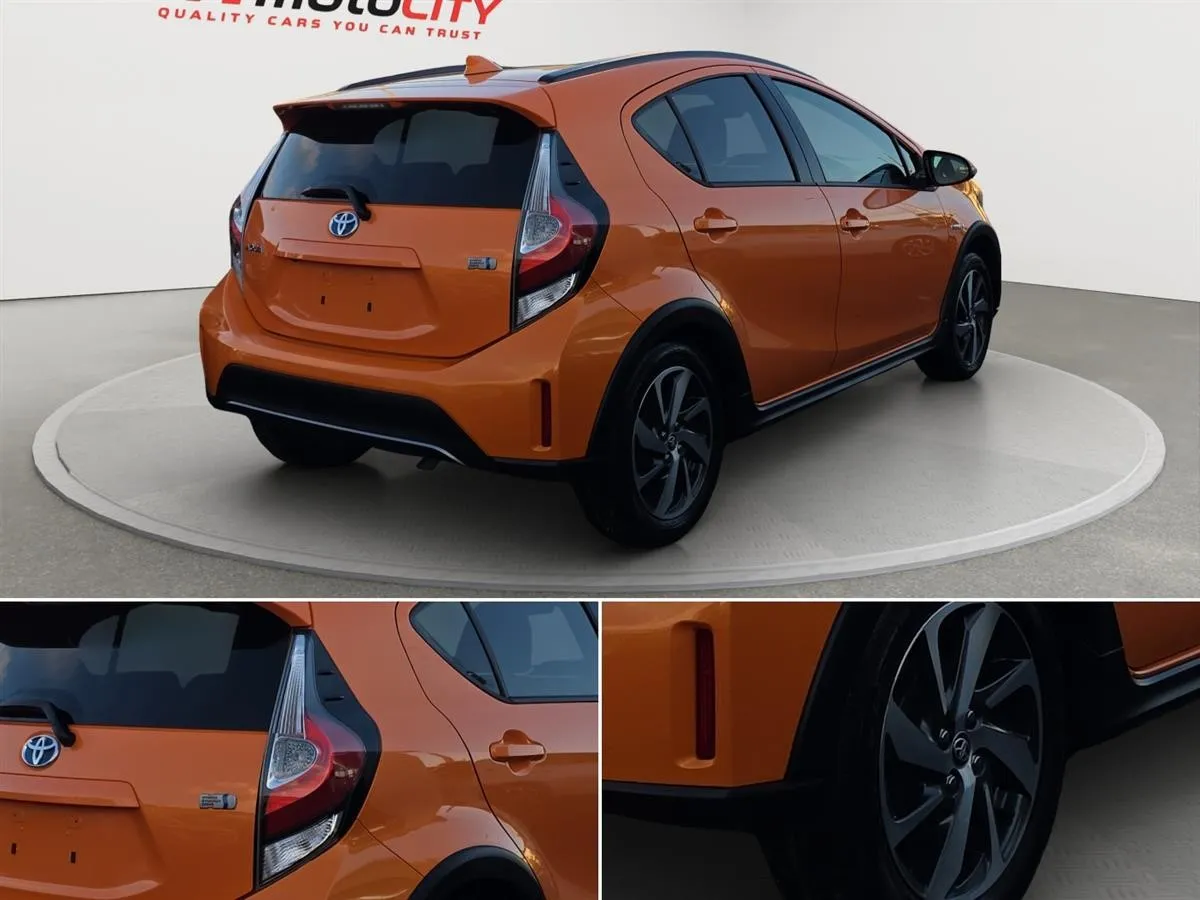 2017 Toyota Aqua CROSSOVER, HALF LEATHER SEATS