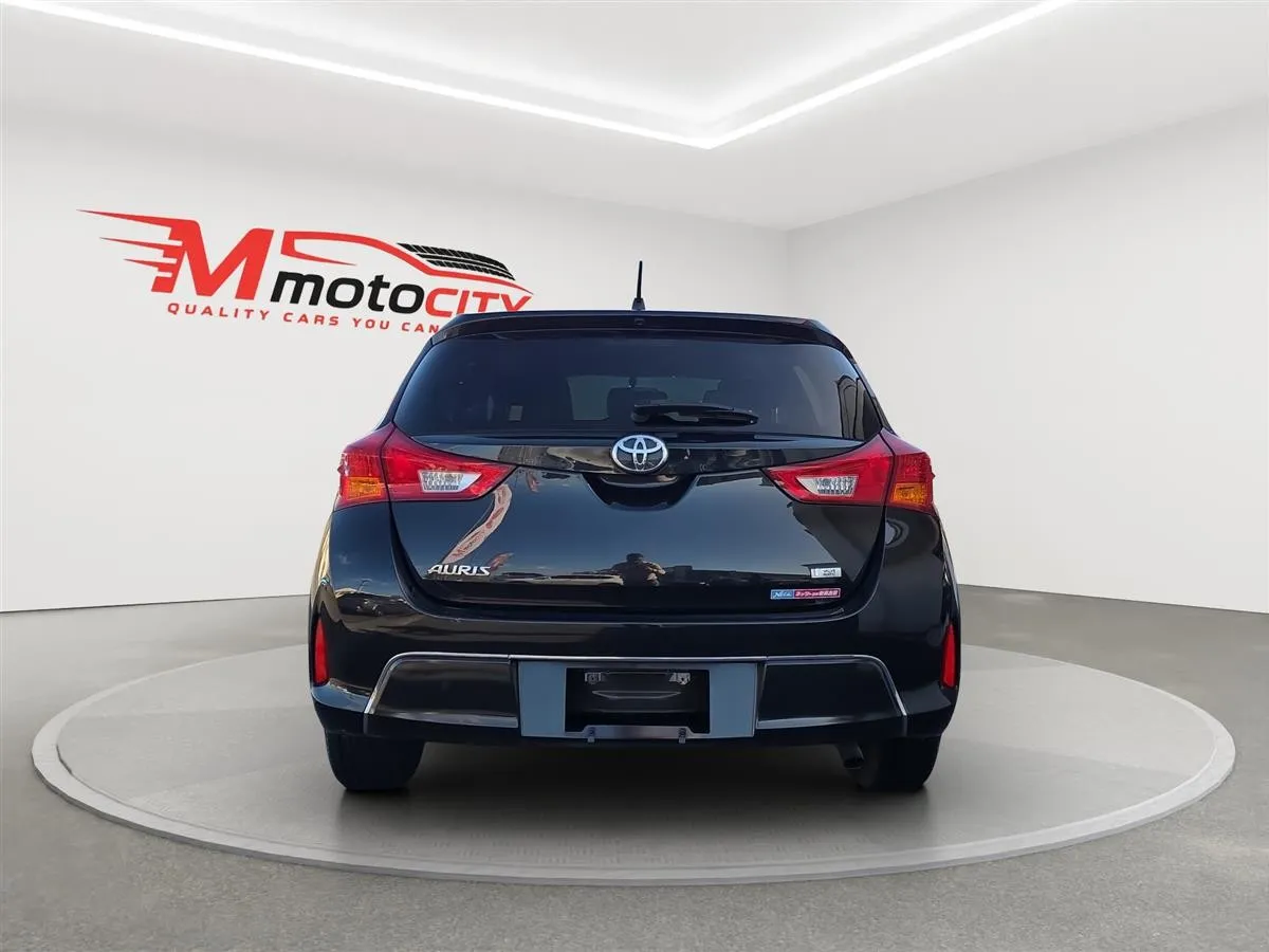 2014 Toyota Auris 1.8G,