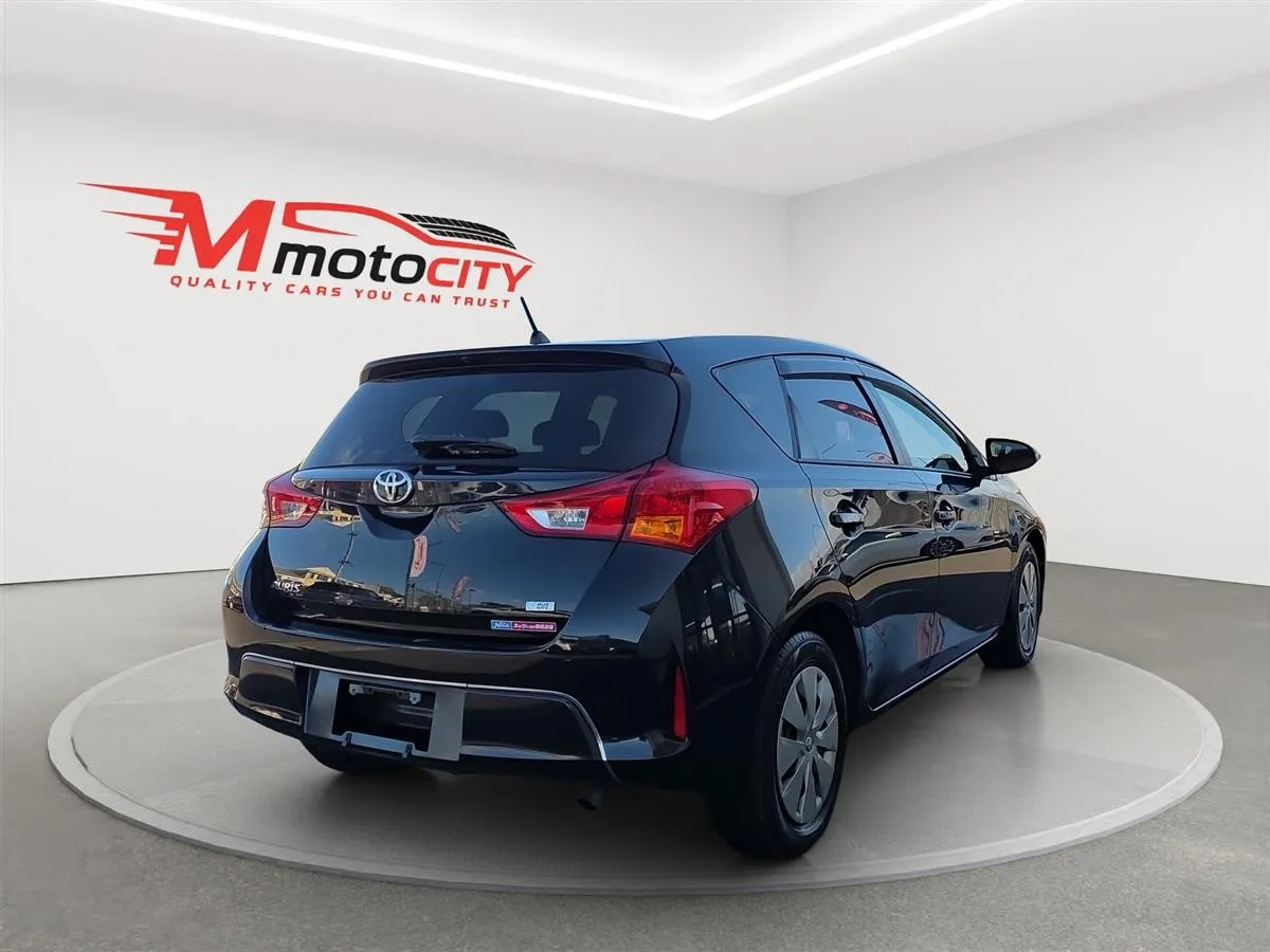 2014 Toyota Auris 1.8G,