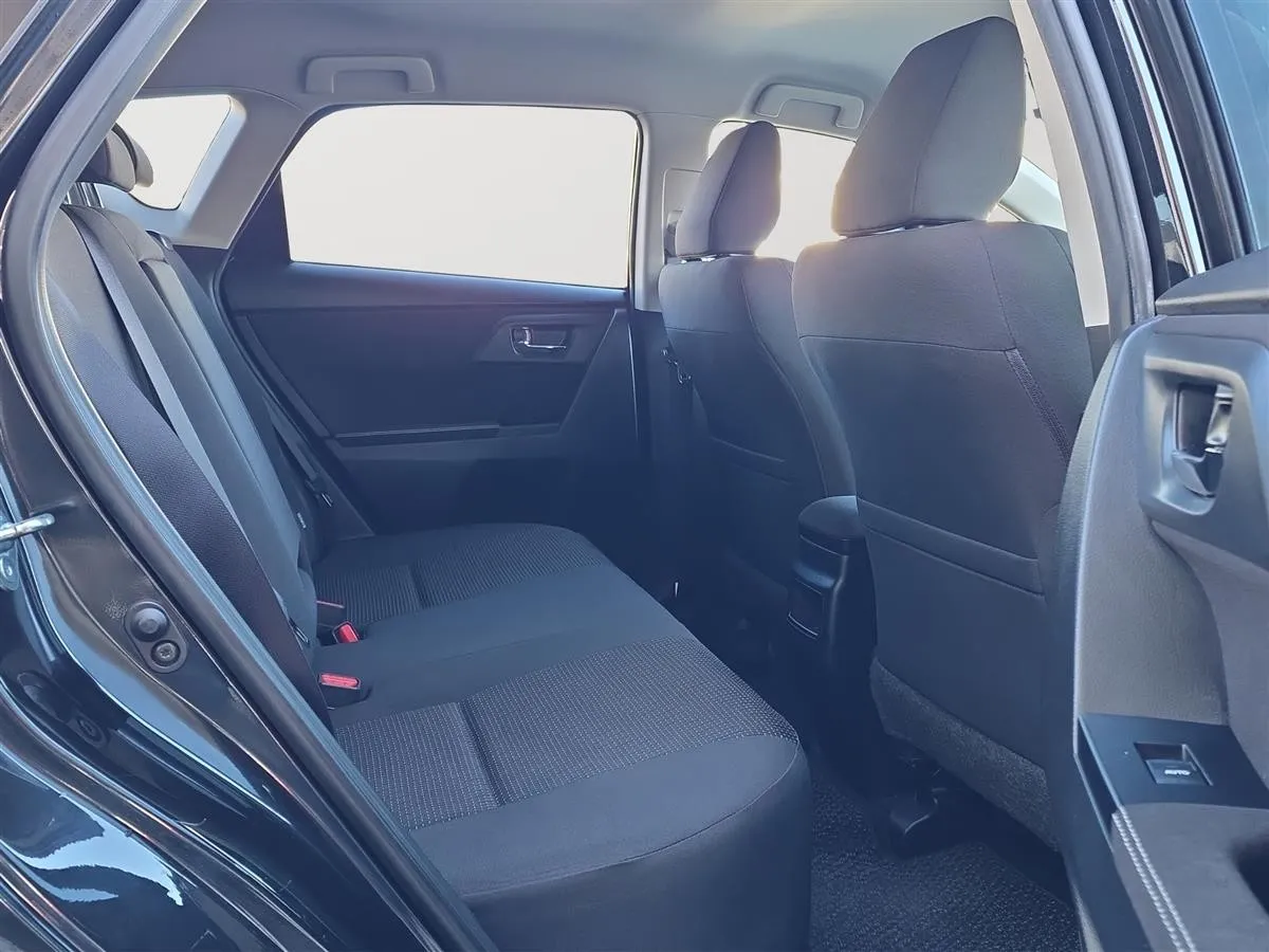 2014 Toyota Auris 1.8G,
