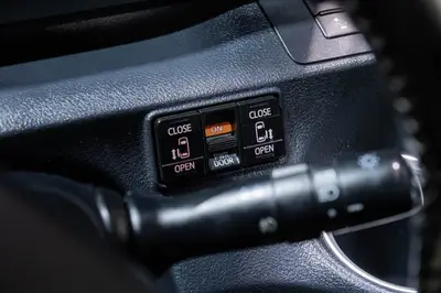 2019 Toyota Sienta Hybrid Funbase G photo 20
