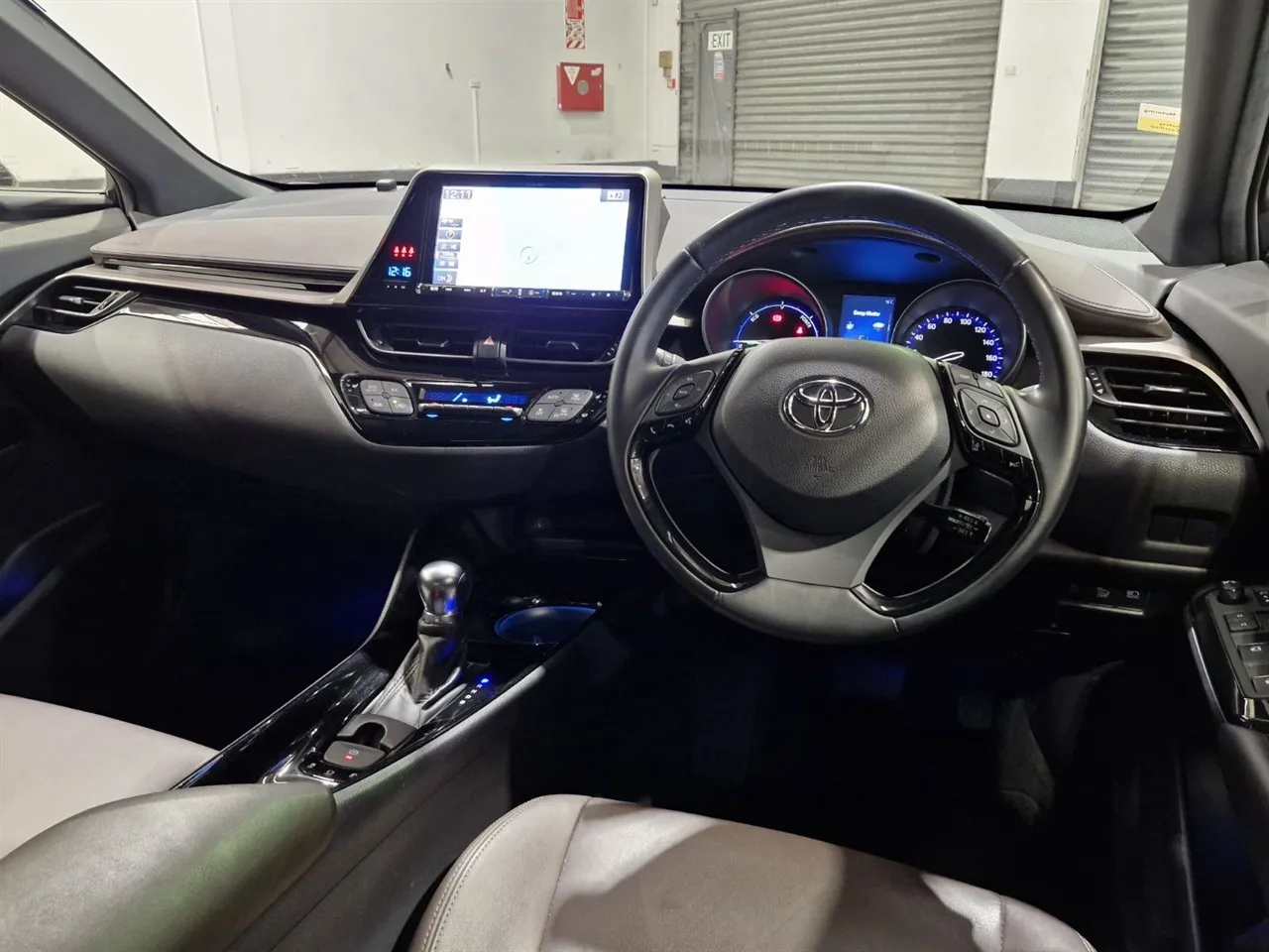 2017 Toyota C-HR Hybrid G-Spec