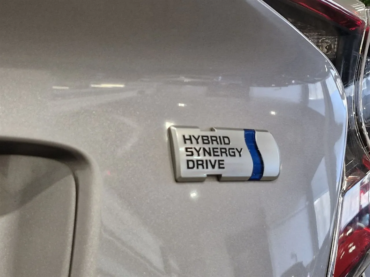 2017 Toyota C-HR Hybrid G-Spec