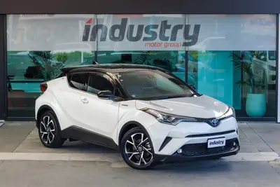 2019 Toyota C-HR Hybrid G-Spec photo 7