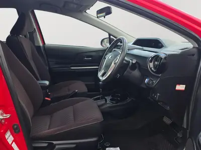 2015 Toyota Aqua G Pack, Heated Seats, Cruise control photo 13