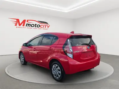 2015 Toyota Aqua G Pack, Heated Seats, Cruise control photo 5
