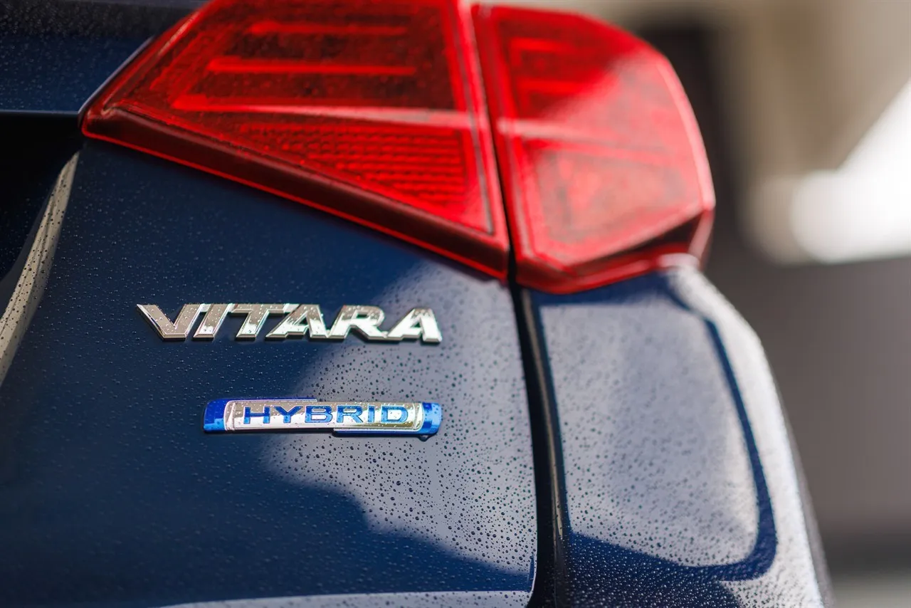 2025 Suzuki Vitara Safari Hybrid NZ New