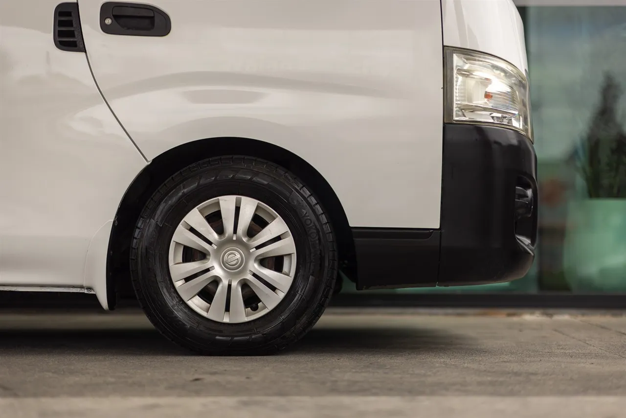 2017 Nissan NV350 Caravan Auto 10 Seat