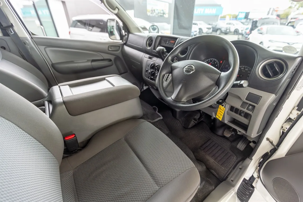 2017 Nissan NV350 Caravan Auto 10 Seat