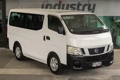 2017 Nissan NV350 Caravan Auto 10 Seat photo 12