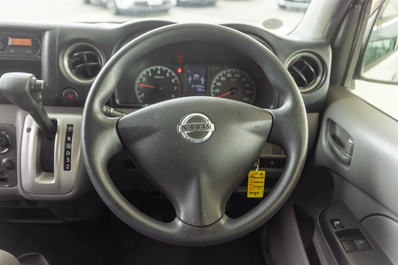 2017 Nissan NV350 Caravan Auto 10 Seat