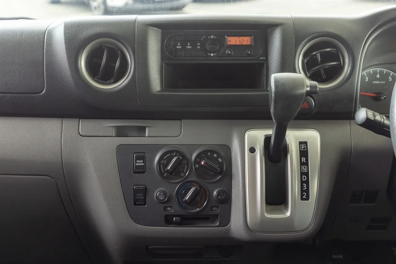 2017 Nissan NV350 Caravan Auto 10 Seat