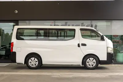 2017 Nissan NV350 Caravan Auto 10 Seat photo 10