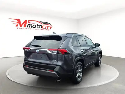 2019 Toyota RAV4 HYBRID, G PAck, Leather Heated Seats with heated Steering RV/ photo 3
