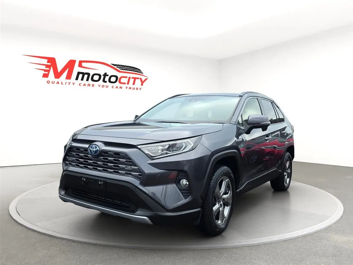 2019 Toyota RAV4 HYBRID, G PAck, Leather Heated Seats with heated Steering, photo 7 of 20