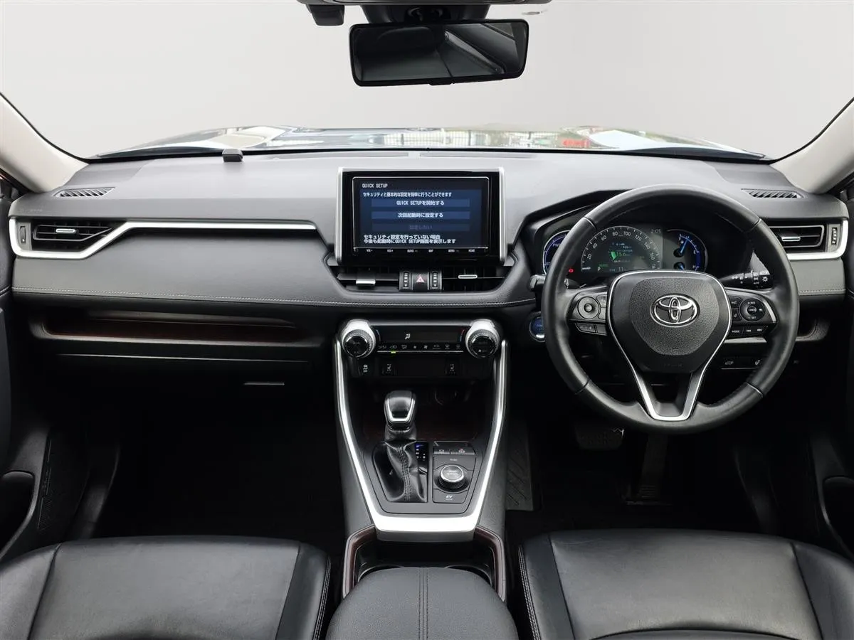 2019 Toyota RAV4 HYBRID, G PAck, Leather Heated Seats with heated Steering RV/