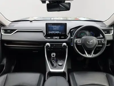 2019 Toyota RAV4 HYBRID, G PAck, Leather Heated Seats with heated Steering RV/ photo 17