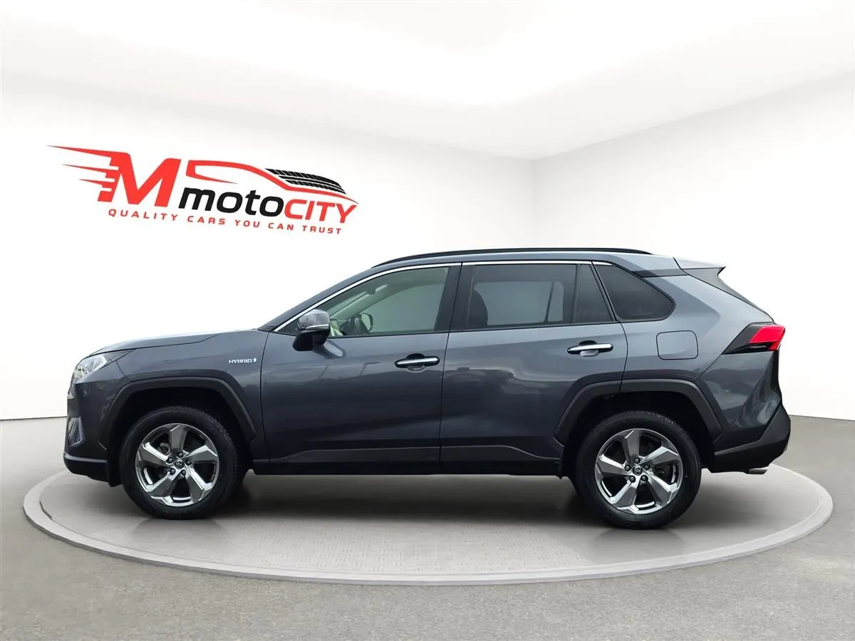 2019 Toyota RAV4 HYBRID, G PAck, Leather Heated Seats with heated Steering, photo 6 of 20