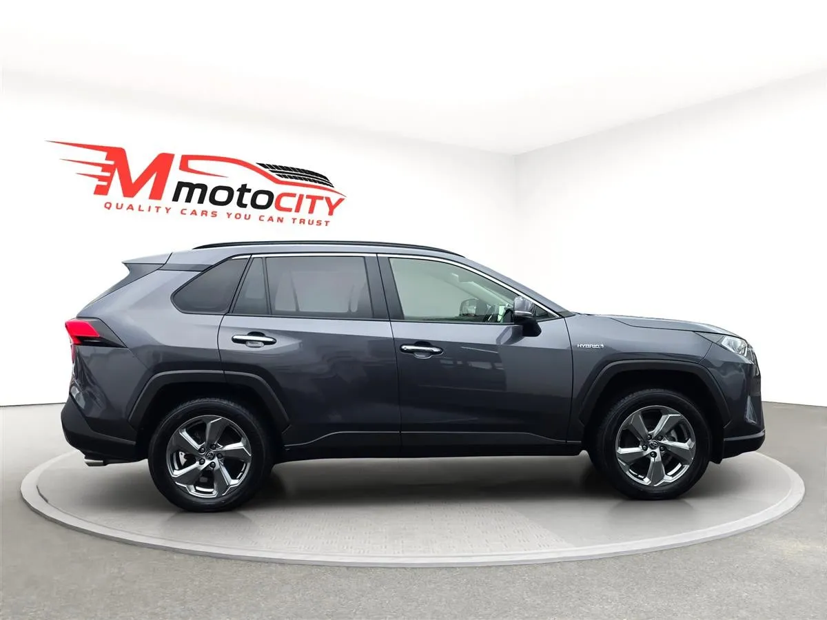 2019 Toyota RAV4 HYBRID, G PAck, Leather Heated Seats with heated Steering RV/