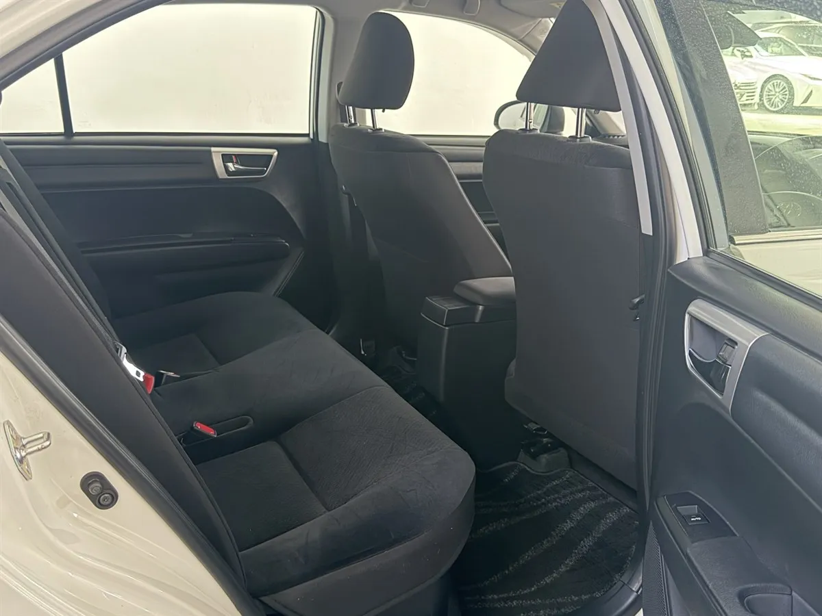 2015 Toyota Corolla Axio G Push Start TSS