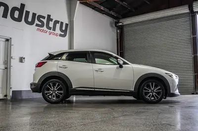 2017 Mazda Cx-3 20S L-Package photo 6
